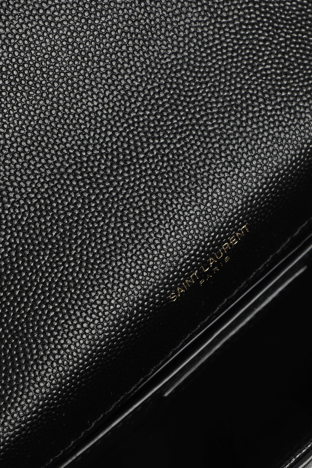 תמונת פנים של תיק קייט מעור מגורען בגודל סמול