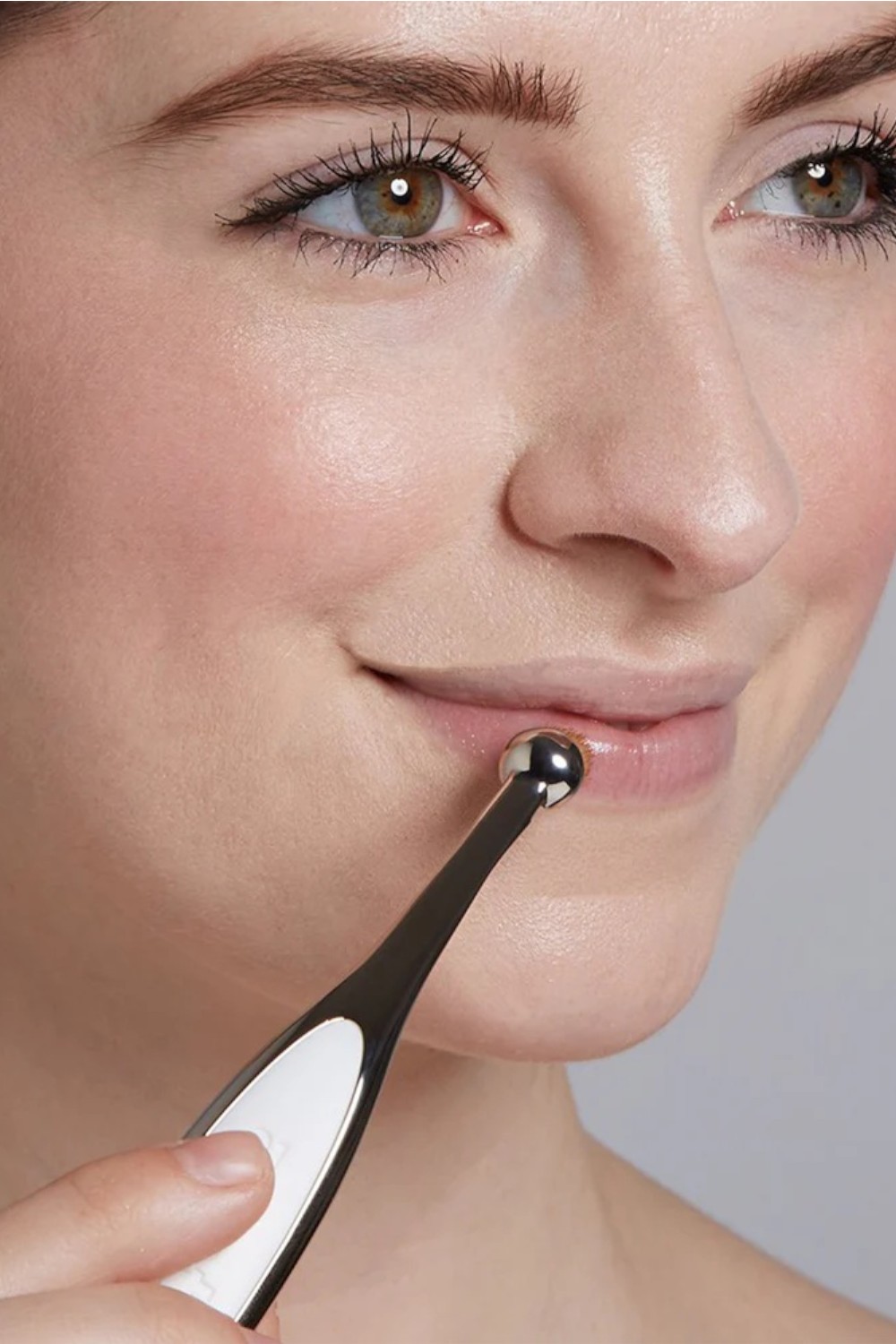 תמונה אחורית של Artis Elite Collection Circle 1 Brush