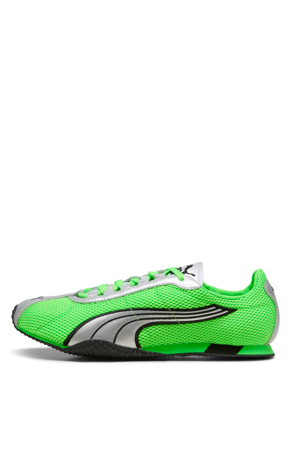 תמונה אחורית של נעלי סניקרס