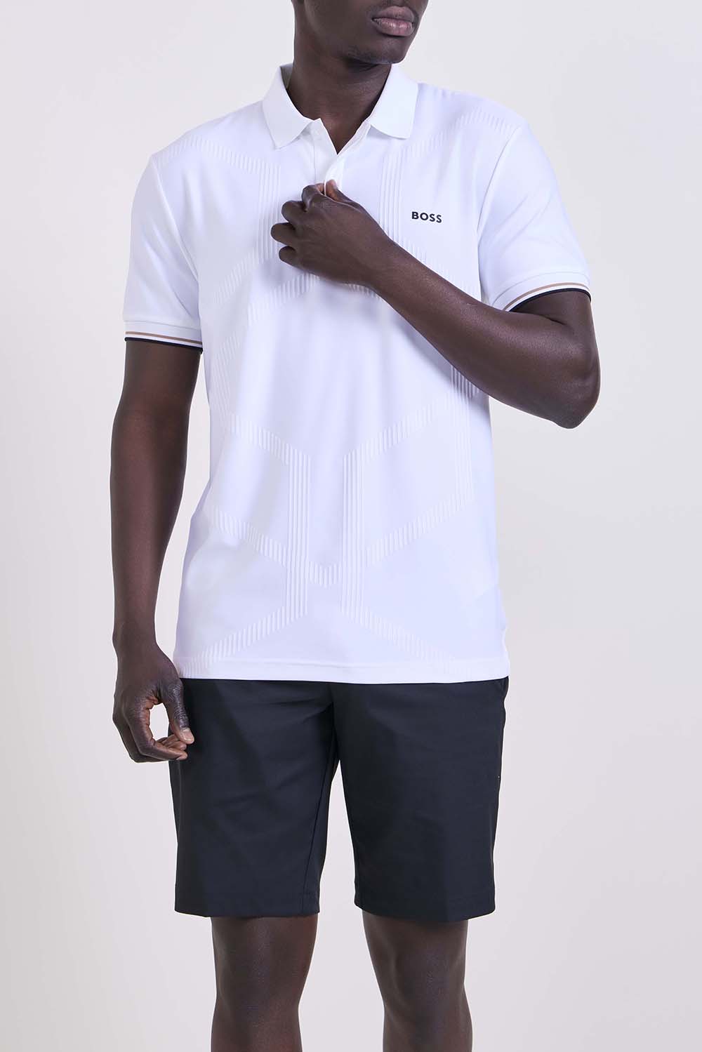 תמונת דוגמן קידמית של חולצת פולו