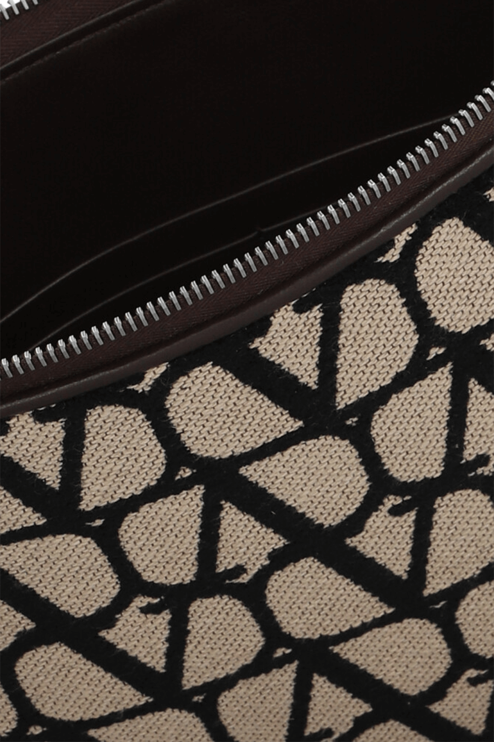 תמונת פנים של תיק קלאץ'