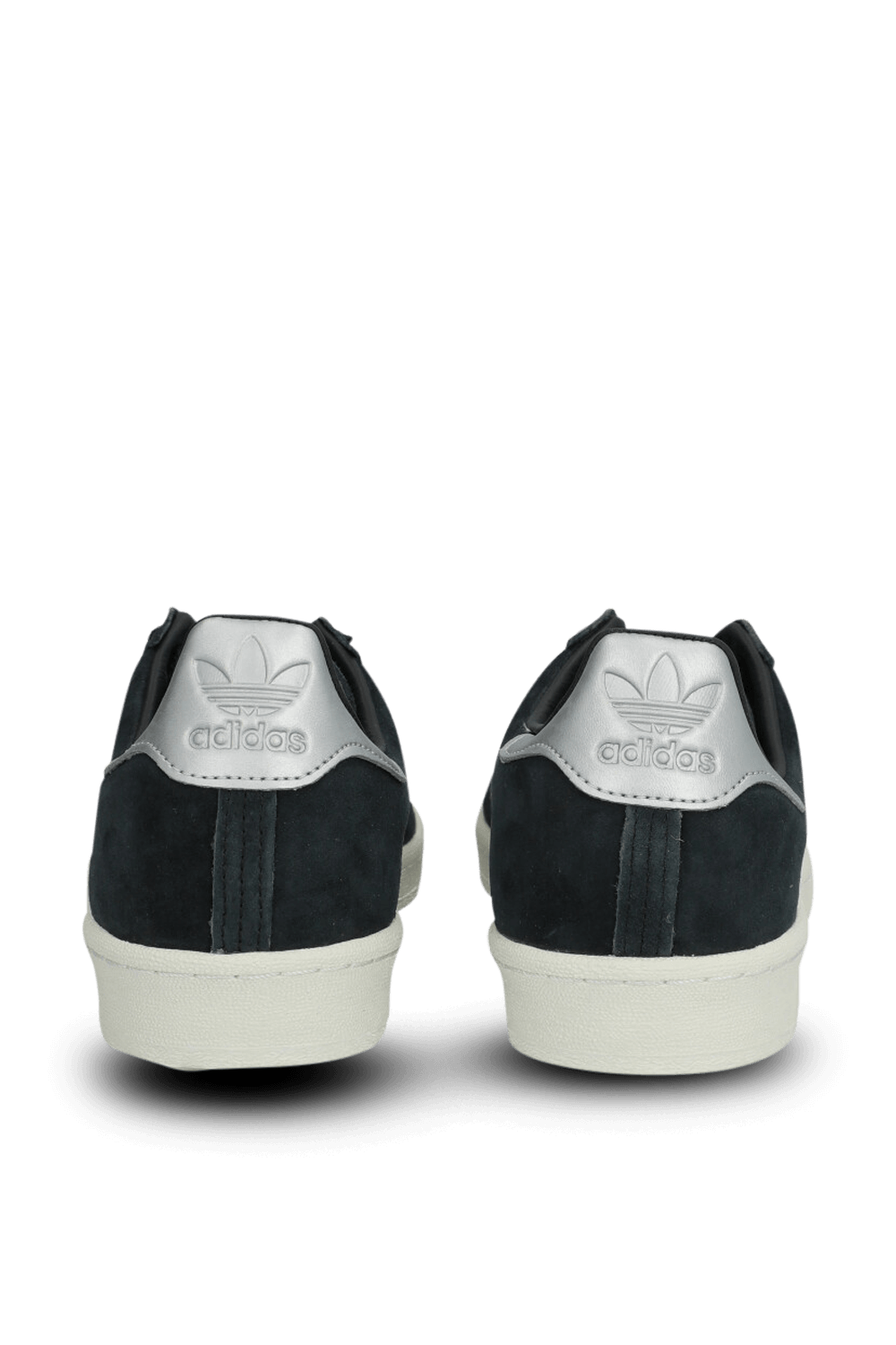 תמונת תקריב של נעלי סניקרס קמפוס 80