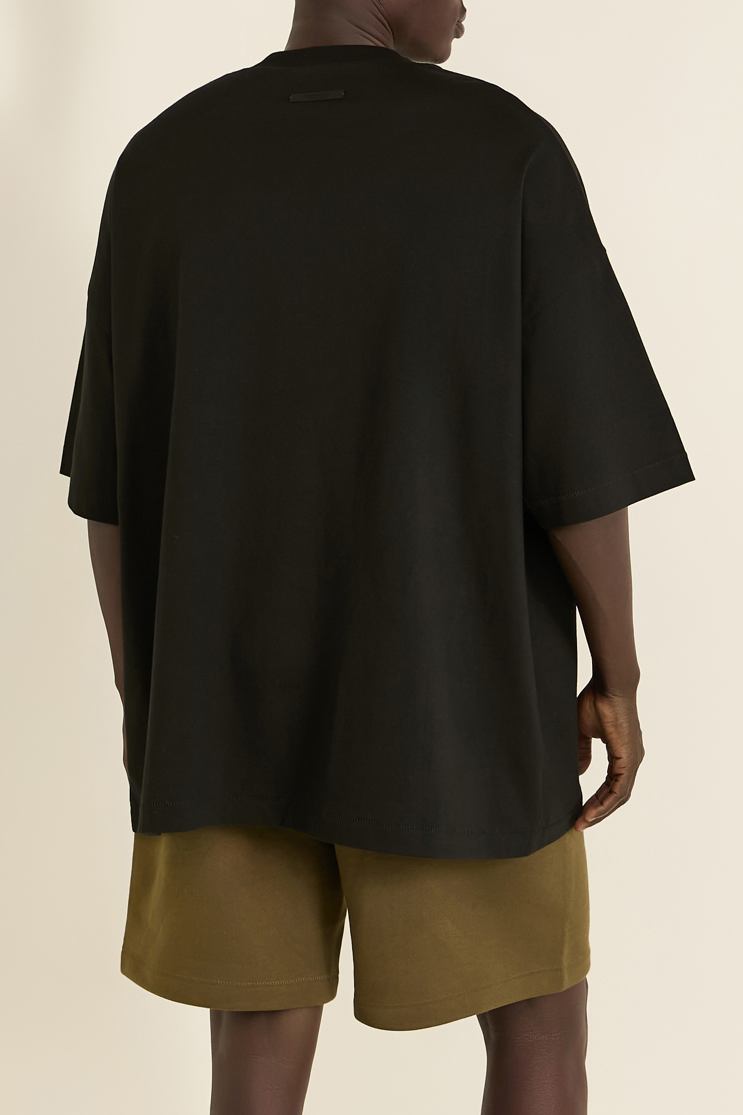 תמונת תקריב דוגמן של חולצת טי