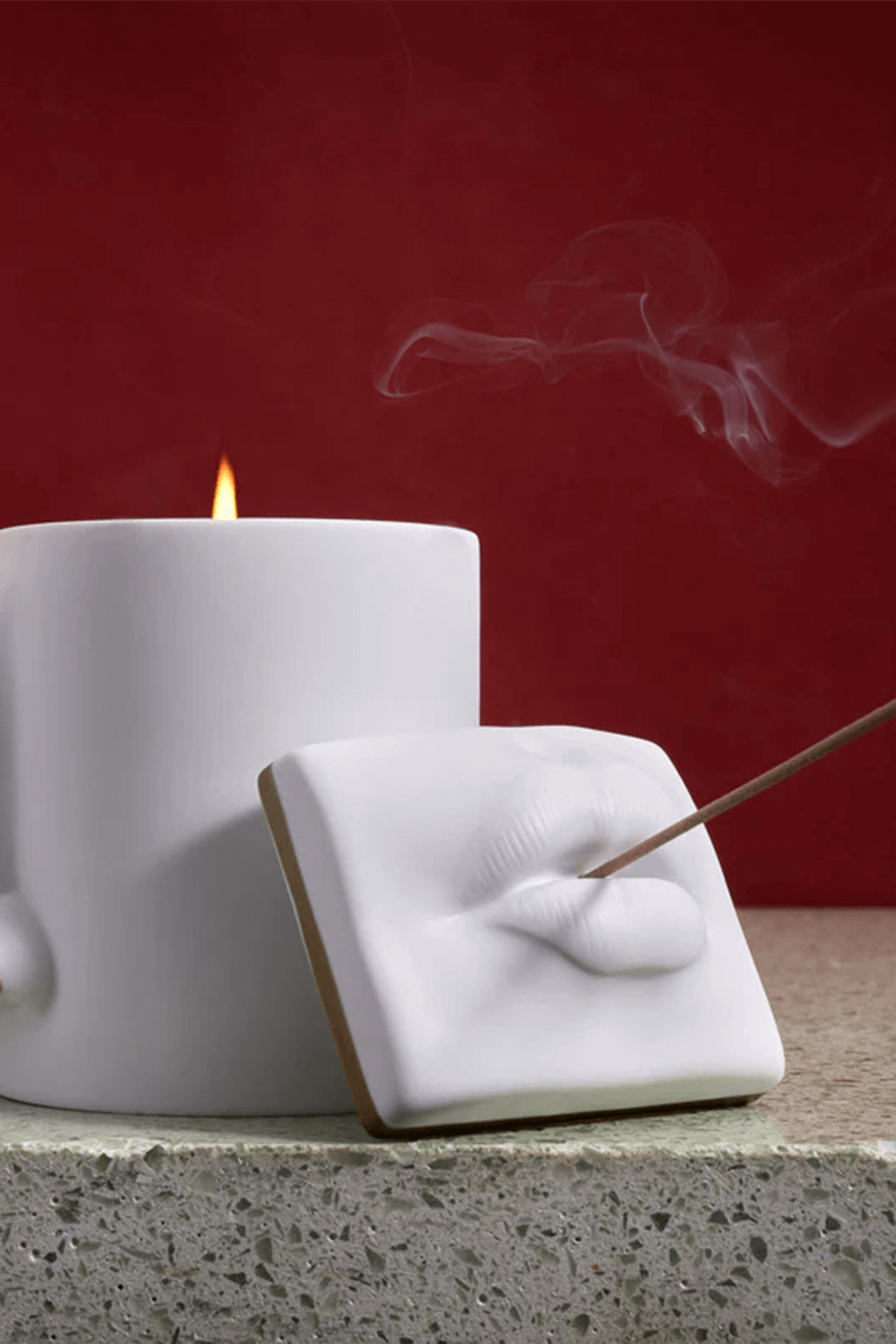 תמונה אחורית של Smoking Lips Incense Holder