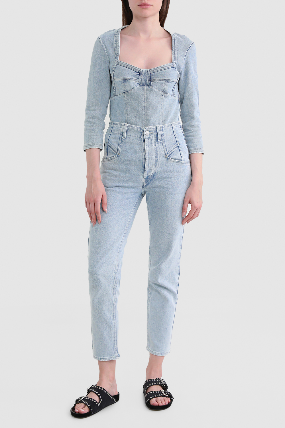 תמונת דוגמן קידמית של סנדלי סליידס מזמש