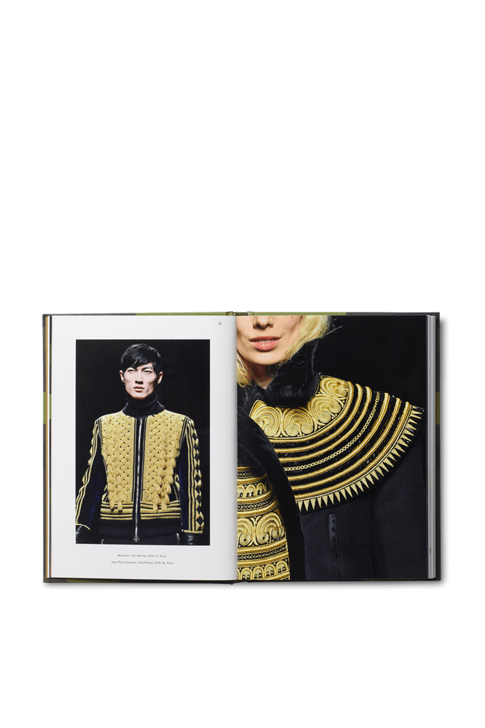 תמונה אחורית של Military Style Invades Fashion