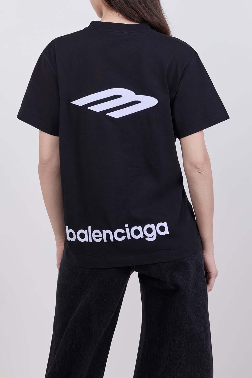 תמונת דוגמן אחורית של חולצת טי