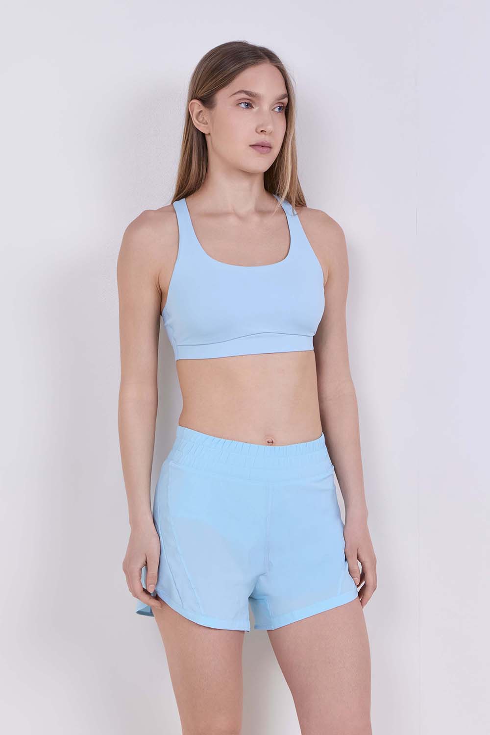 תמונת דוגמן קידמית של Energy Bra *Evolve