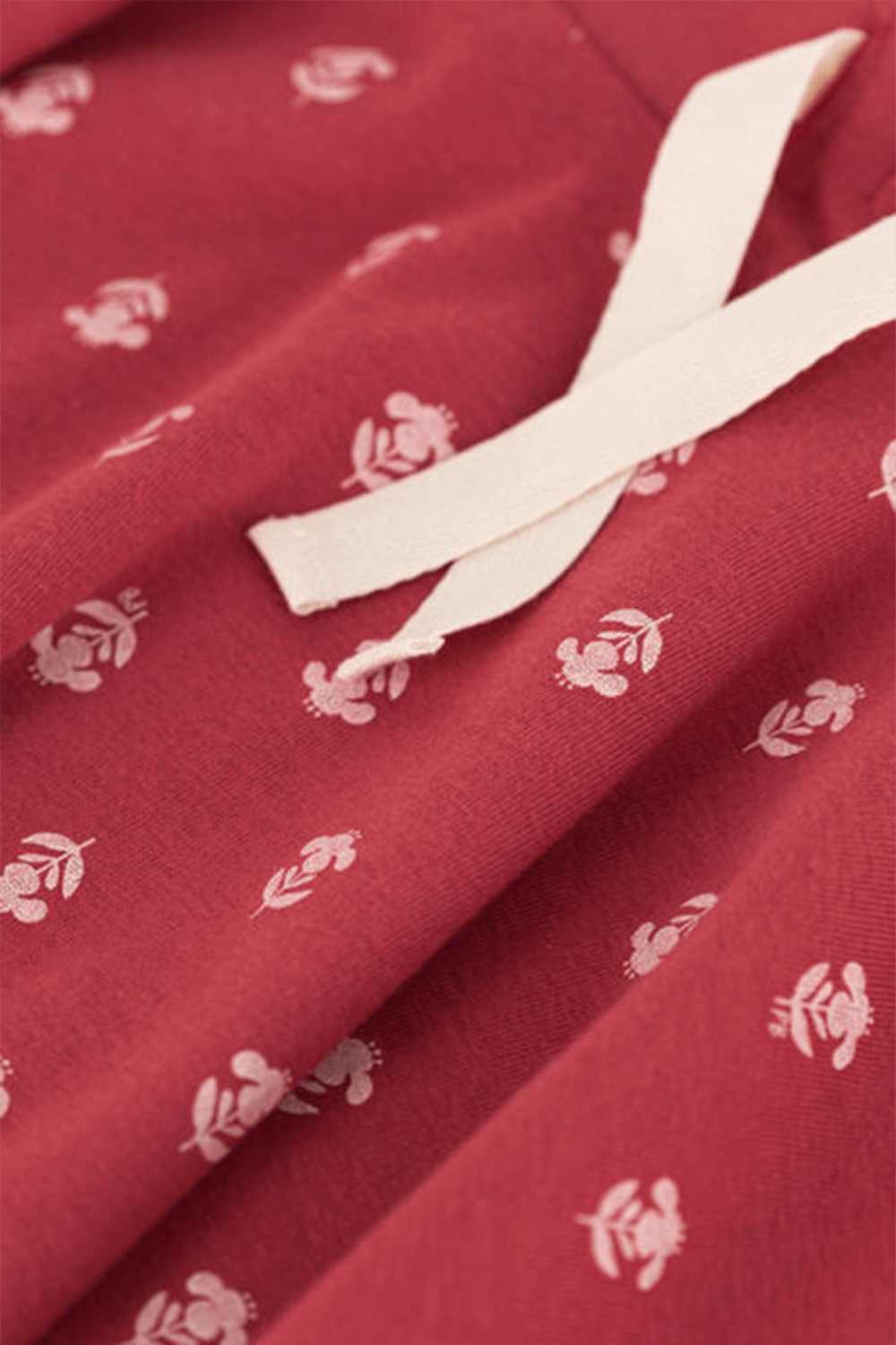 תמונת תקריב של חצאית קצרה - גילאי 6-10