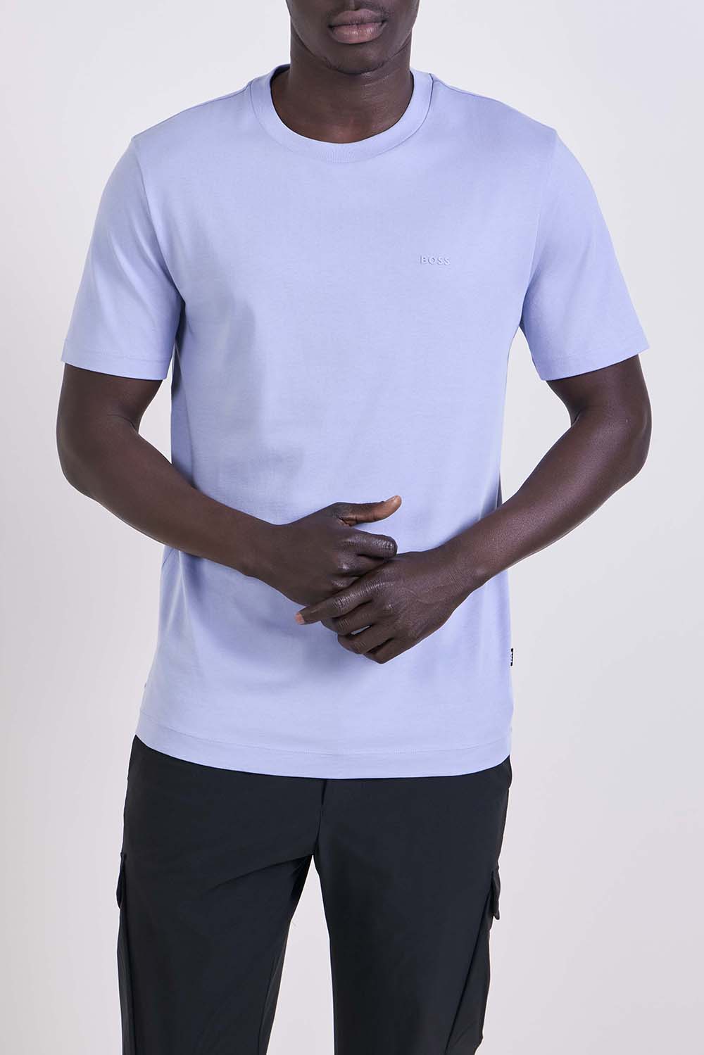 תמונת דוגמן קידמית של חולצת טי