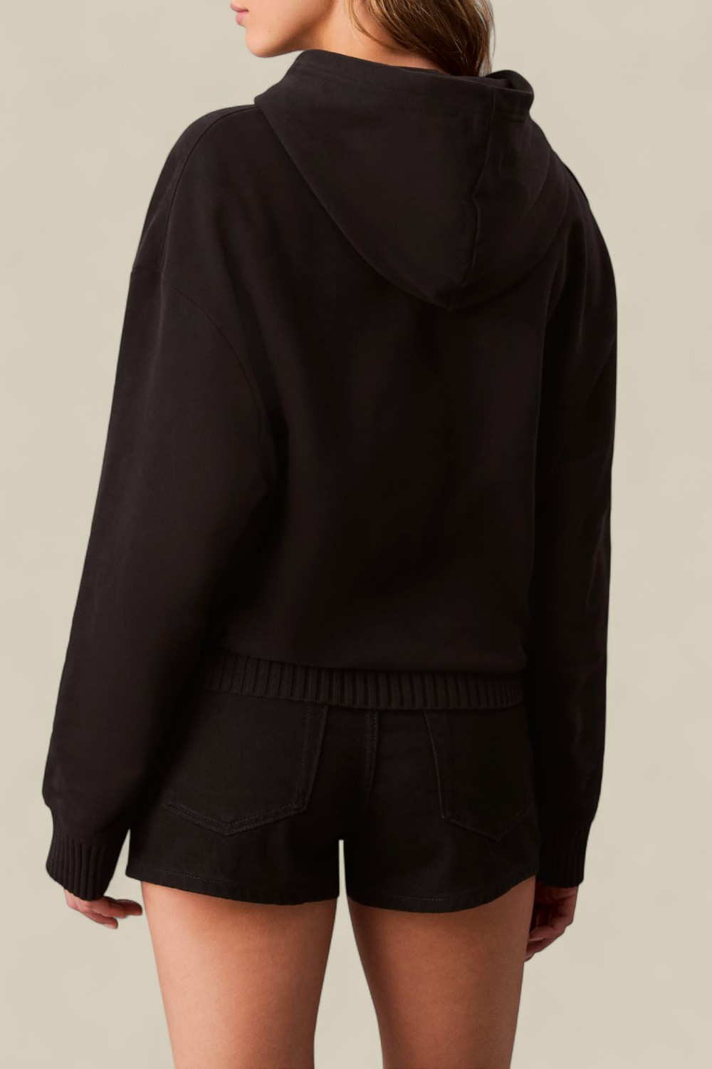 תמונת דוגמן אחורית של קפוצ'ון כותנה