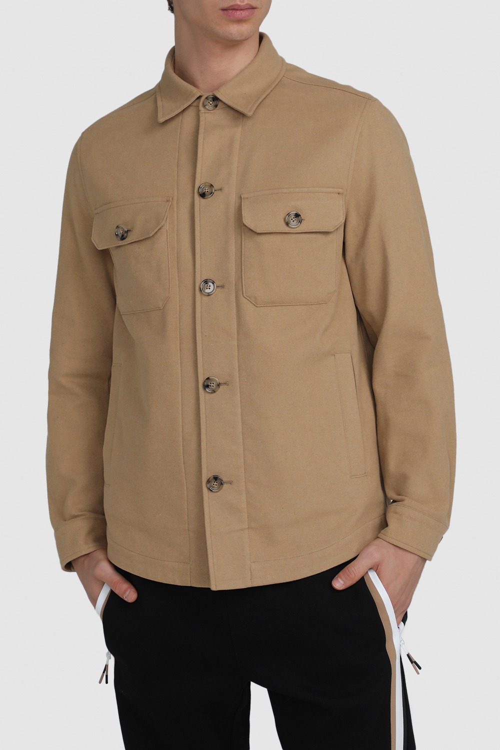 תמונת דוגמן קידמית של ז'קט