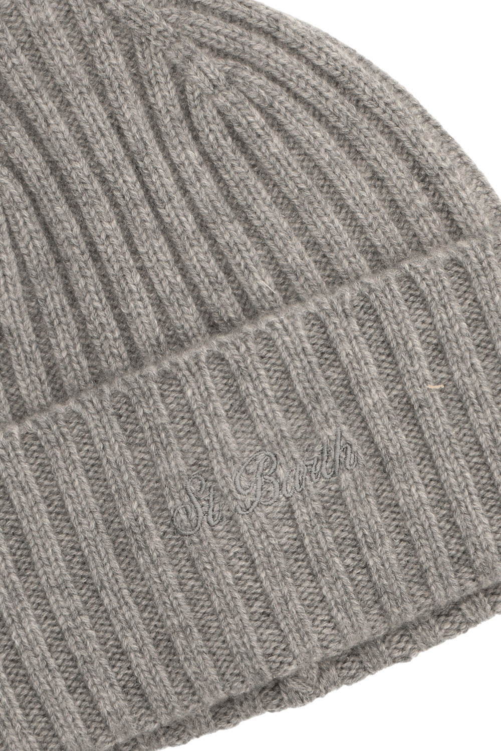 תמונת תקריב של כובע צמר קשמיר