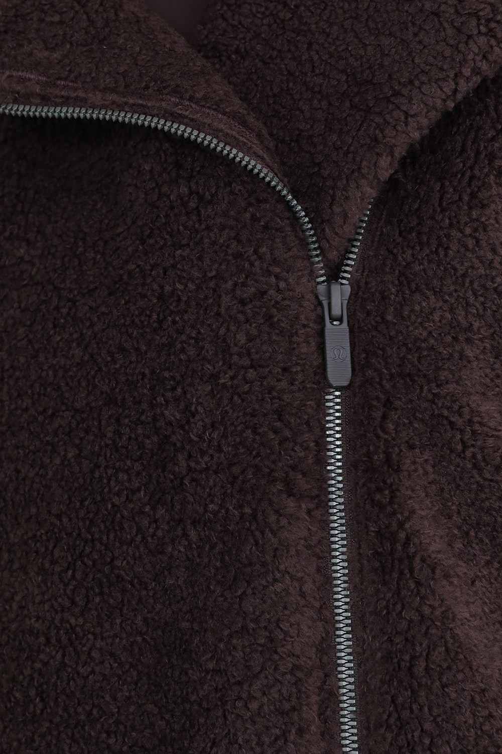 תמונת תקריב דוגמן של Textured Fleece Moto Jacket