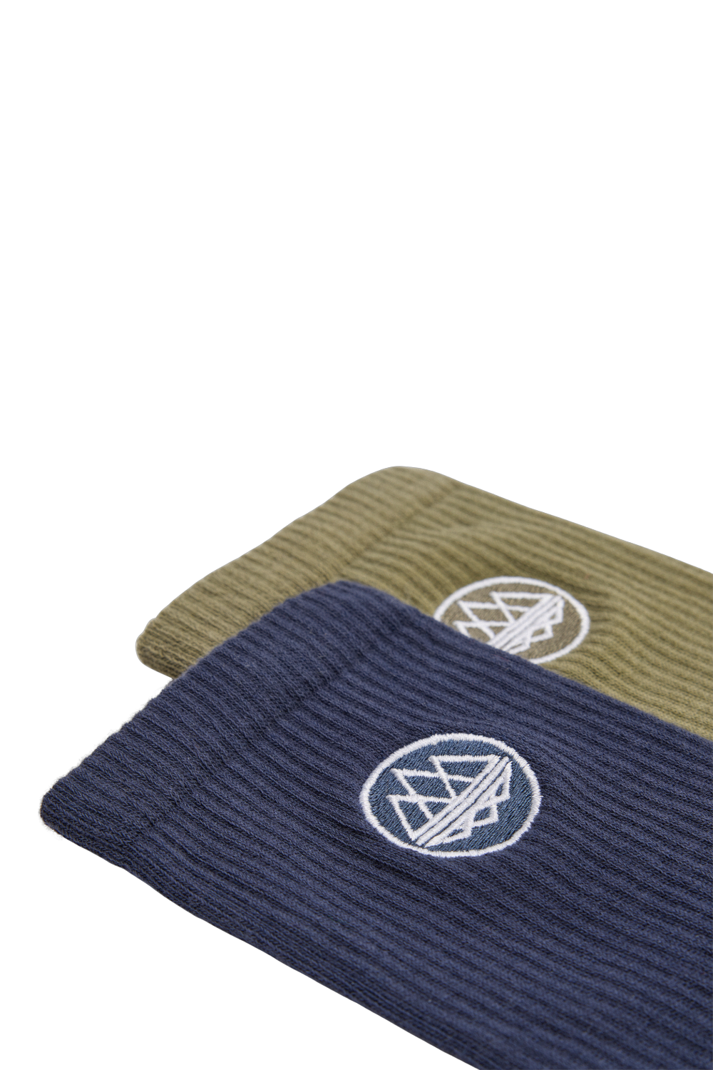 תמונה אחורית של זוג גרביים