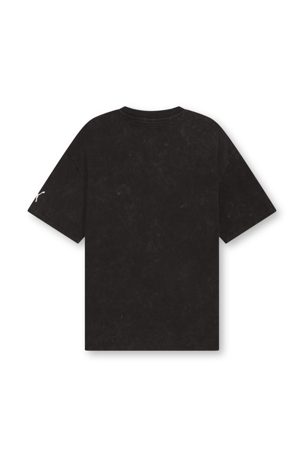 תמונה אחורית של חולצת טי דילן אוברסייז