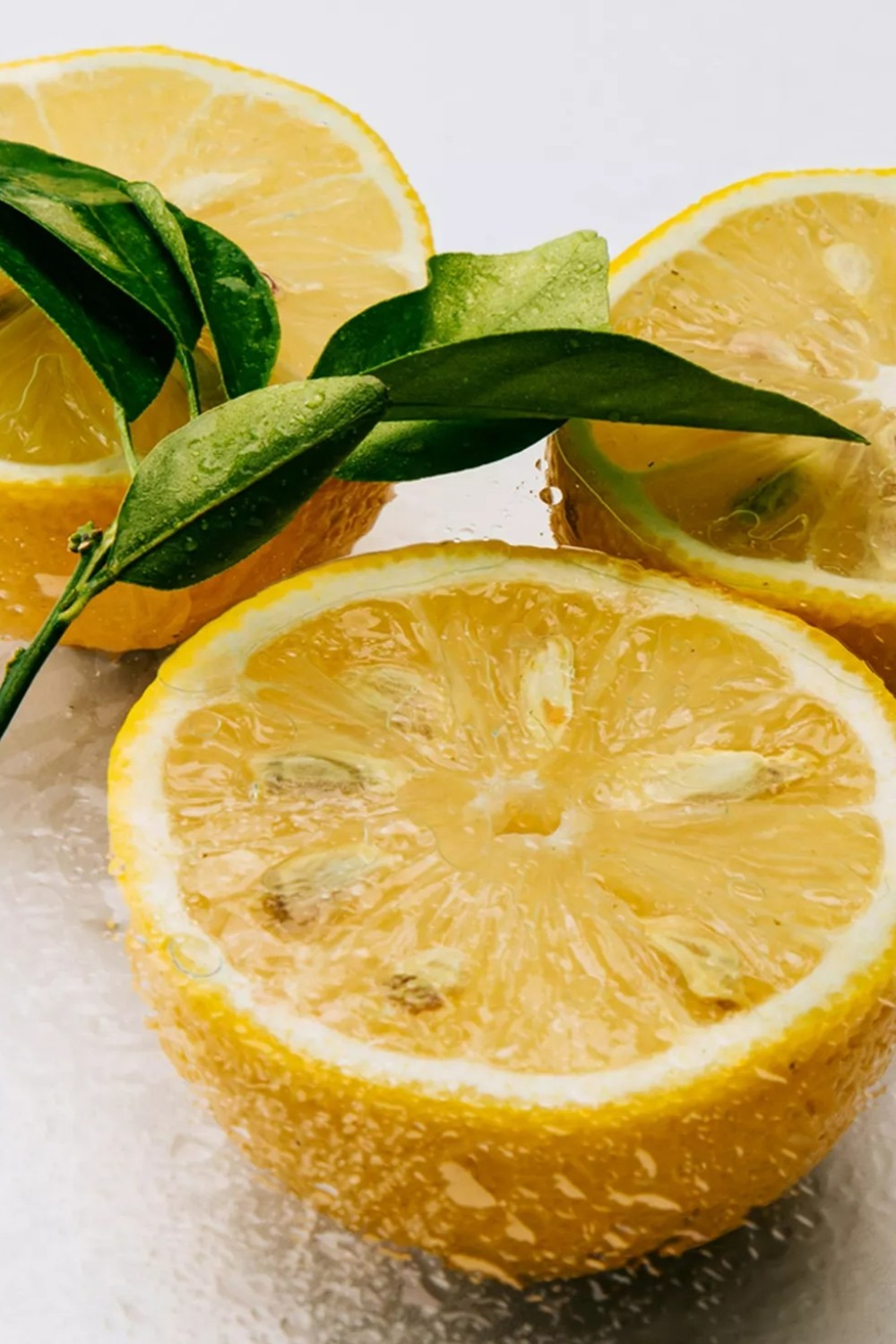 תמונת תקריב של Agua de Loewe Mar de Coral Eau de Toilette 100 ml