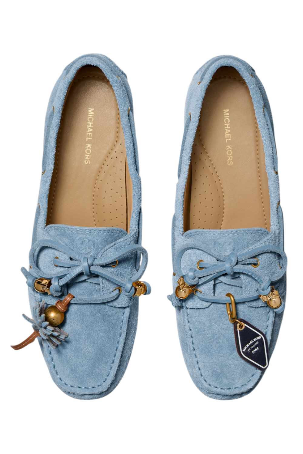 תמונת תקריב של נעלי מוקסין