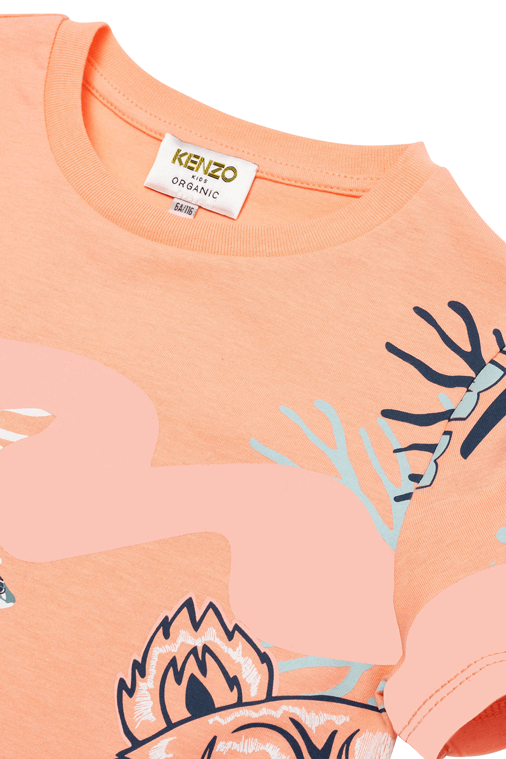 תמונת תקריב של גיל 2-6 חולצת טי בגוון אפרסק עם הדפס ימי