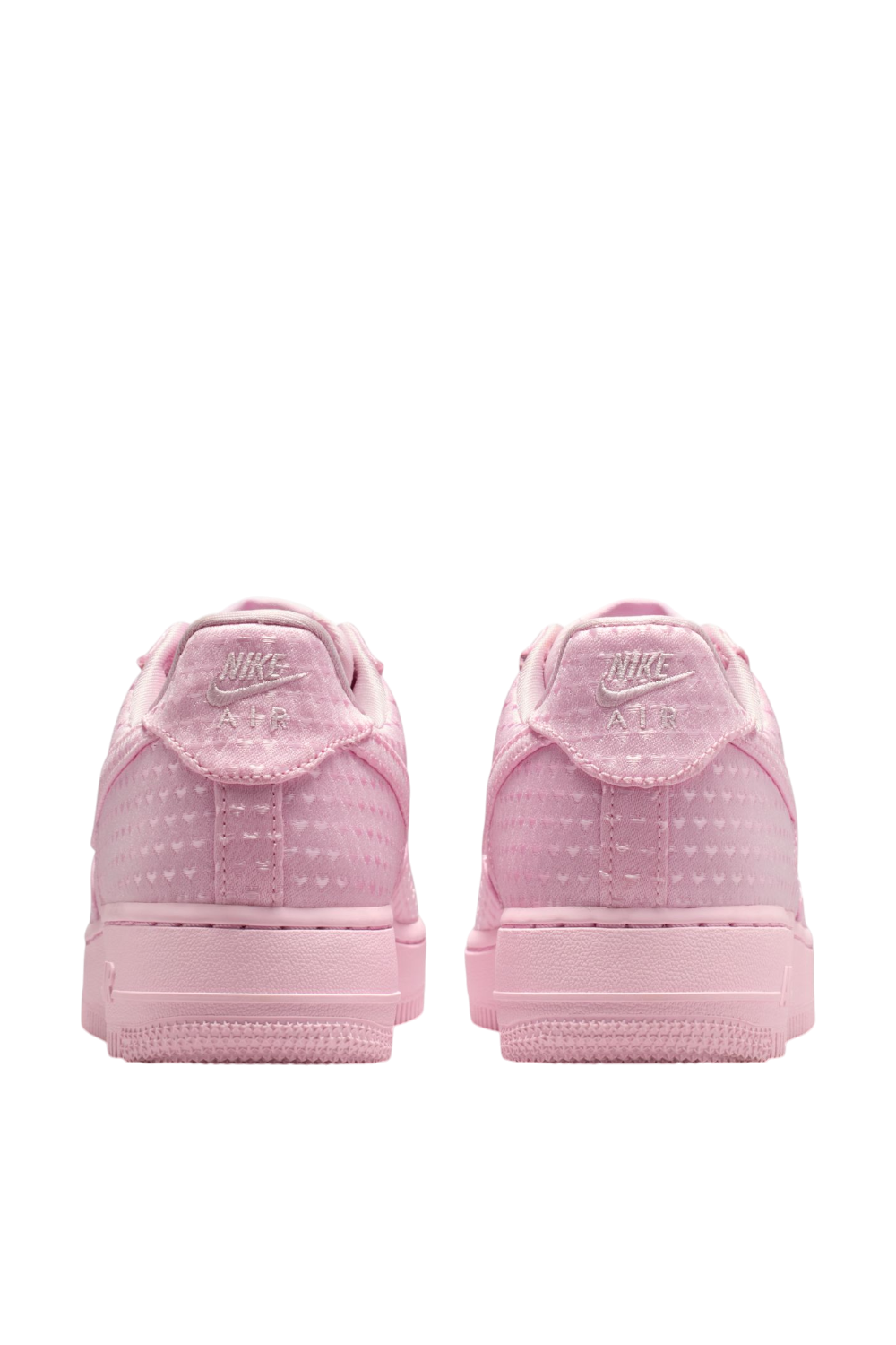 תמונת תקריב של נעלי סניקרס אייר פורס 1 '07 לואו SE