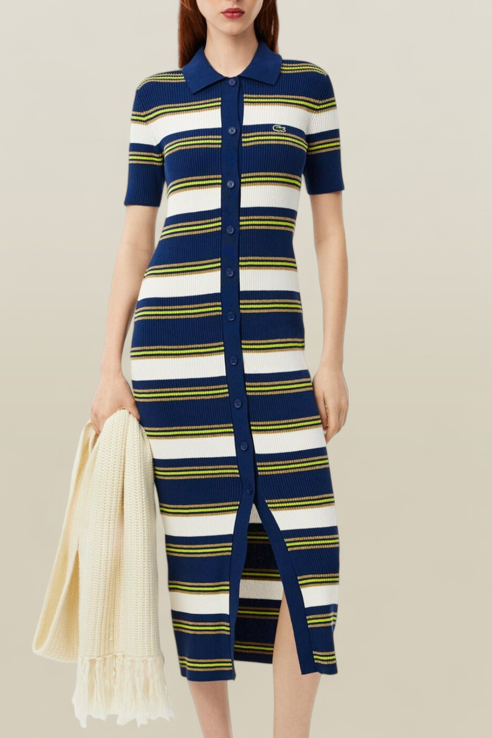 תמונת דוגמן קידמית של חולצת שמלה פולו ריב