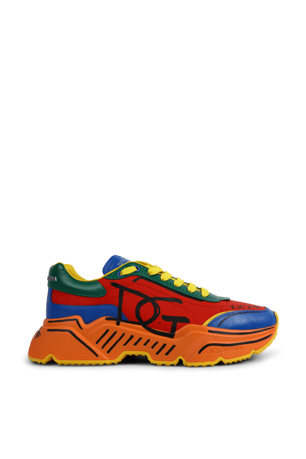 תמונה קידמית של נעלי ספורט צ'אנקיות צבעוניות