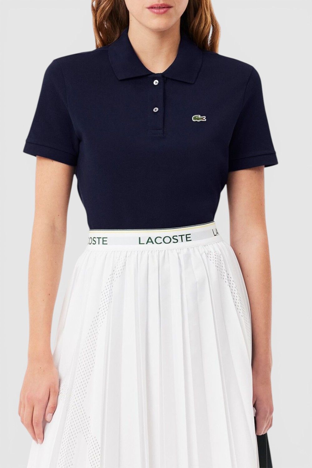 תמונת דוגמן קידמית של חולצת פולו