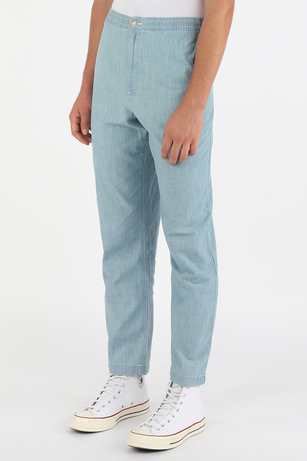 תמונת דוגמן קידמית של Stretch Classic Fit Prepster Chinos in Pastel Blue