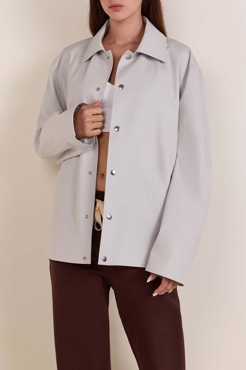 תמונת דוגמן קידמית של חולצת ז'קט