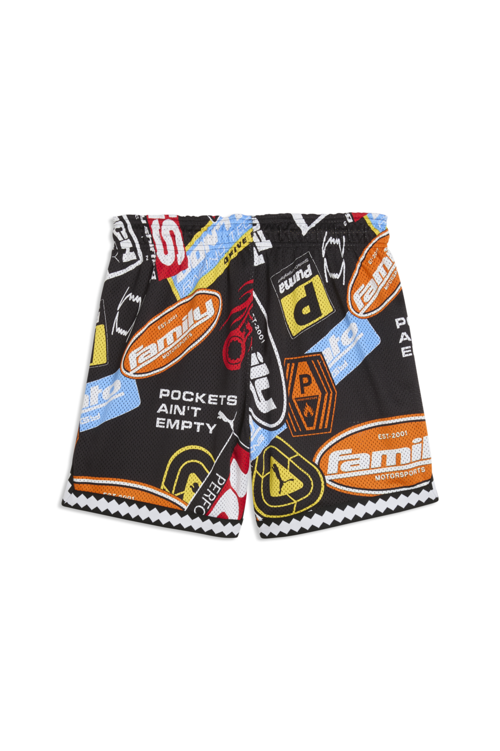 תמונה אחורית של מכנסיים קצרים