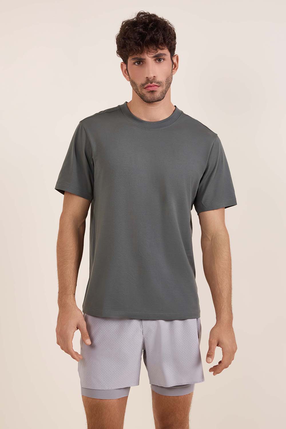 תמונת דוגמן קידמית של Zeroed In Short Sleeve Shirt