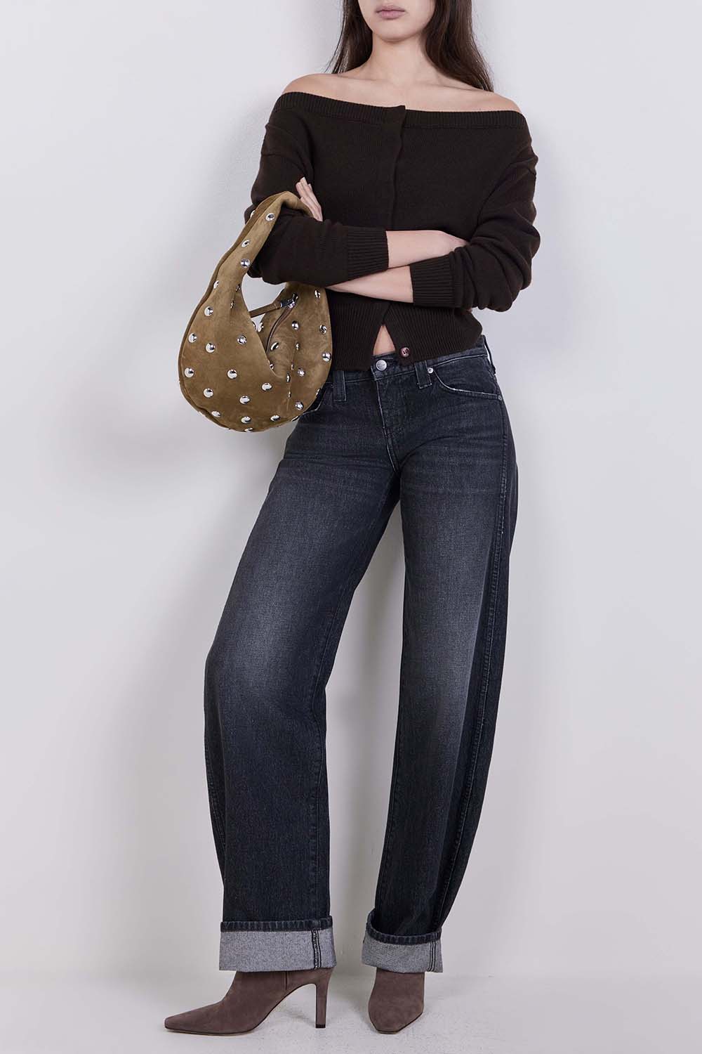 תמונת דוגמן קידמית של תיק כתף אוליביה הובו מדיום