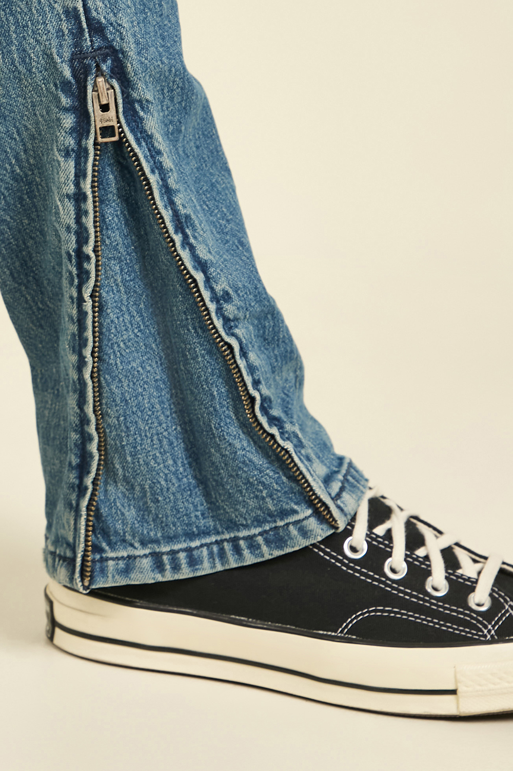 מכנסי ג'ינס סקיני ואן ווינקל