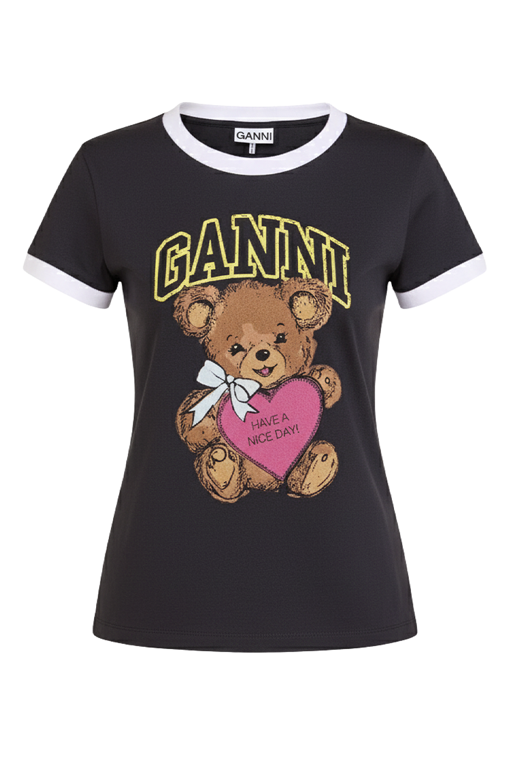 תמונה קידמית של חולצת טי