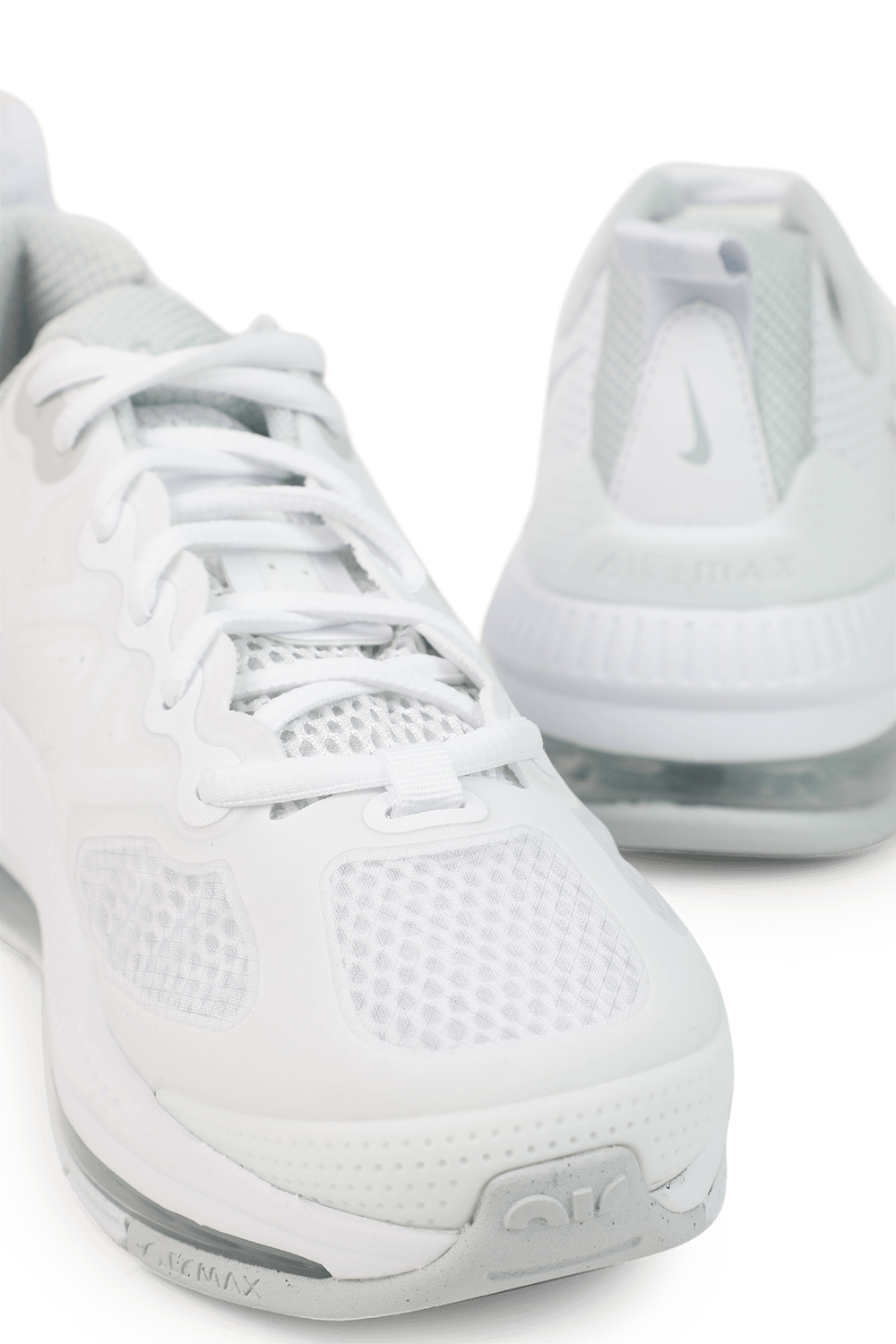 תמונת תקריב של Nike Air Max Genome in White