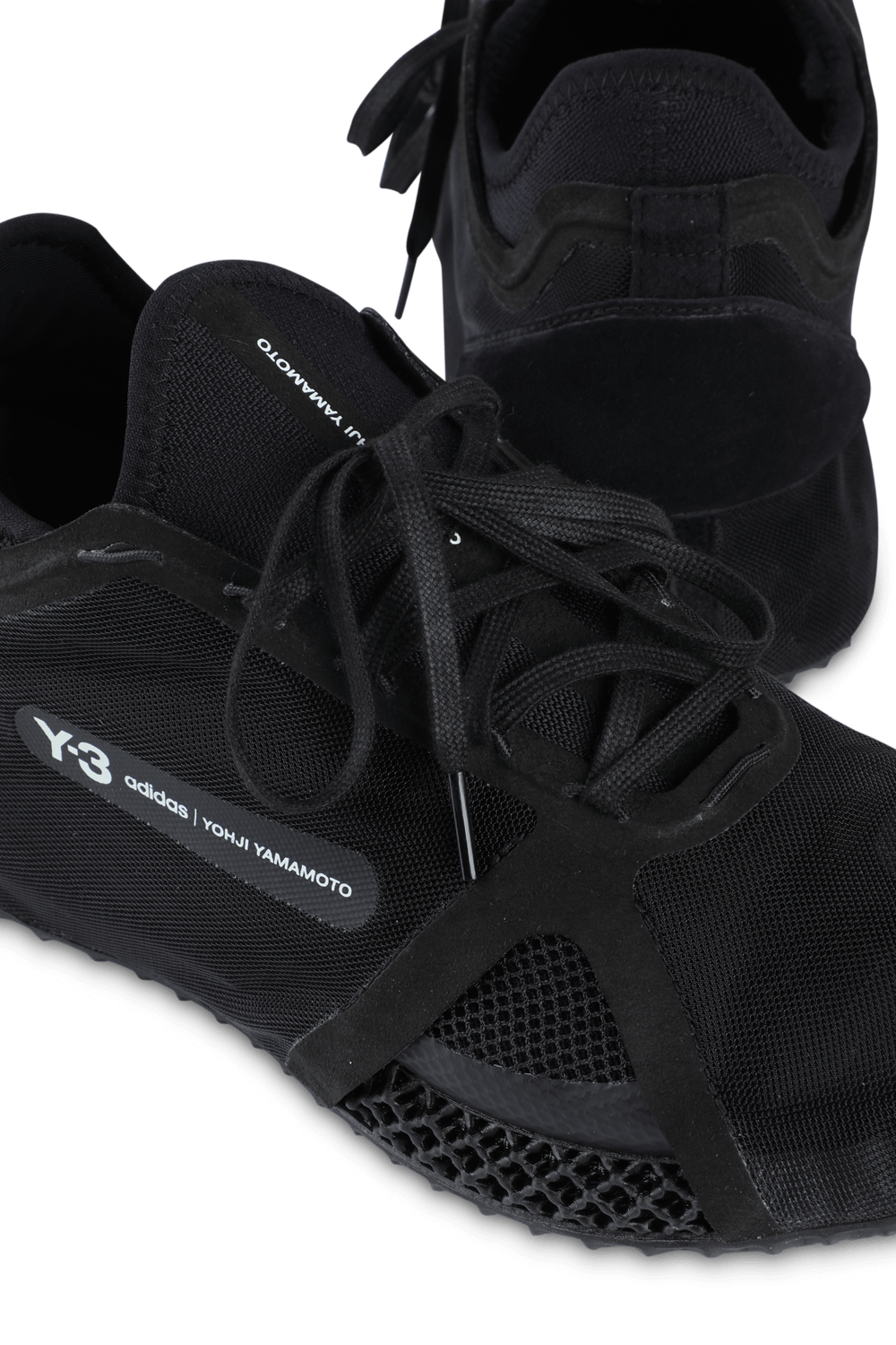 תמונת תקריב של Y-3 Runner 4D Low in Black