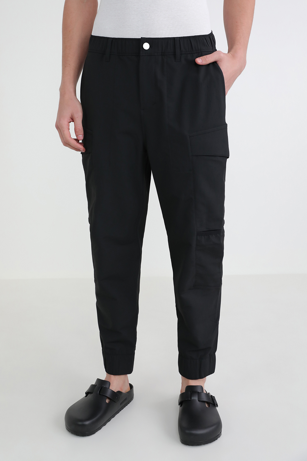 תמונת דוגמן קידמית של Cargo Pocket Jogger