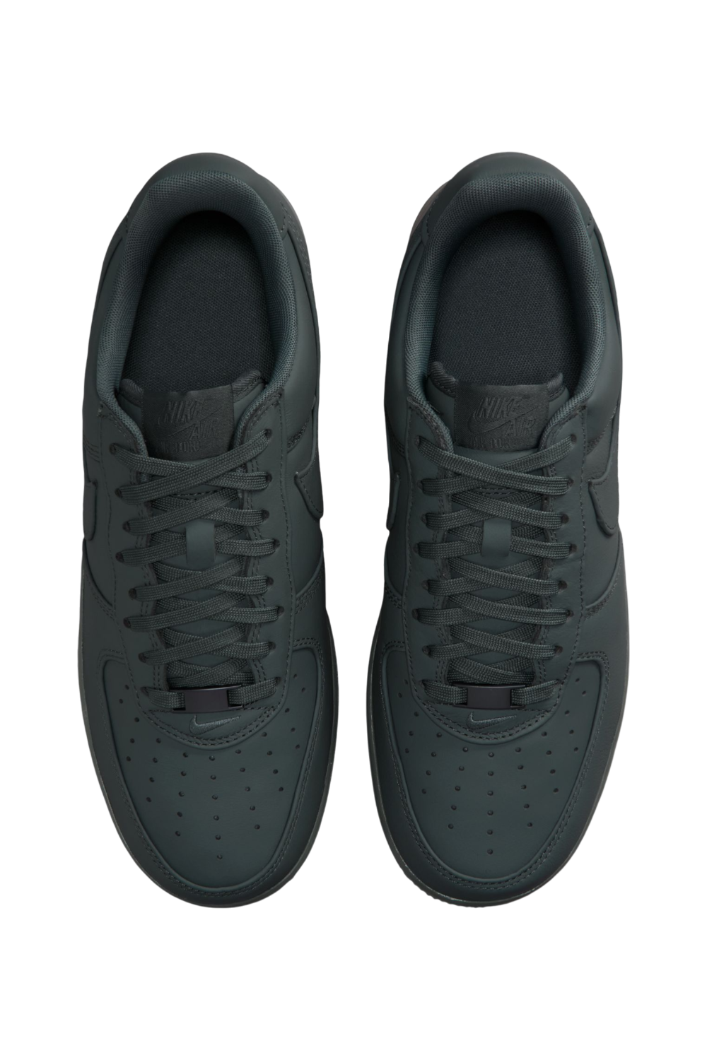 תמונת פנים של נעלי סניקרס איר פורס 1 לואו רטרו פרימיום