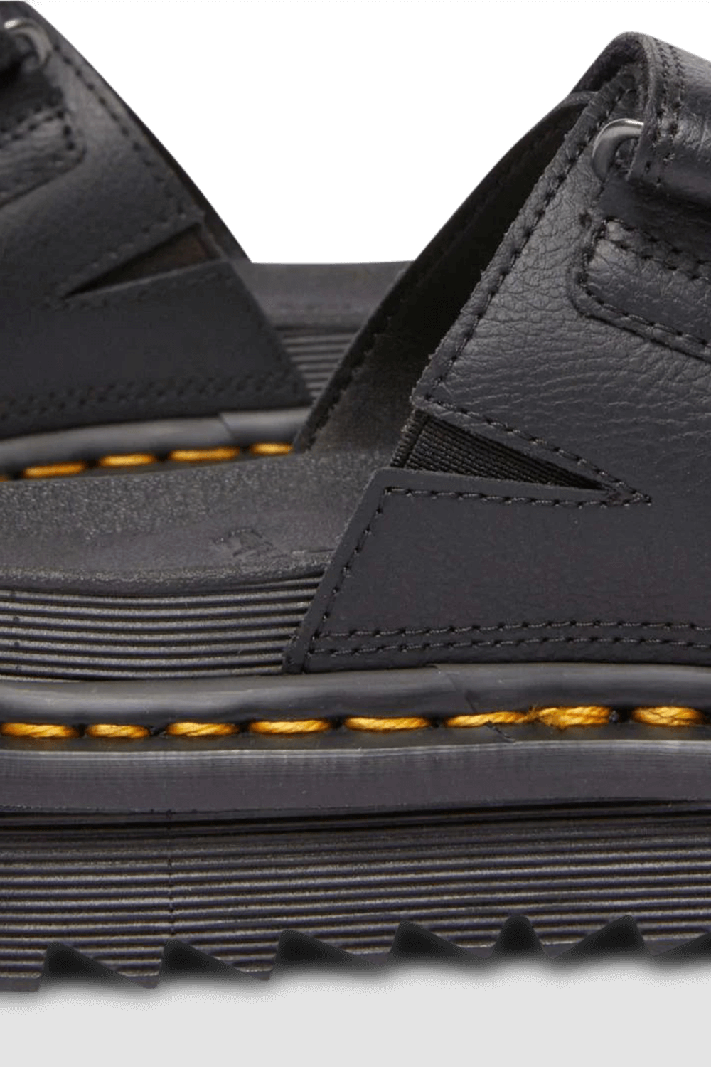 תמונת פנים של כפכפי סליידס