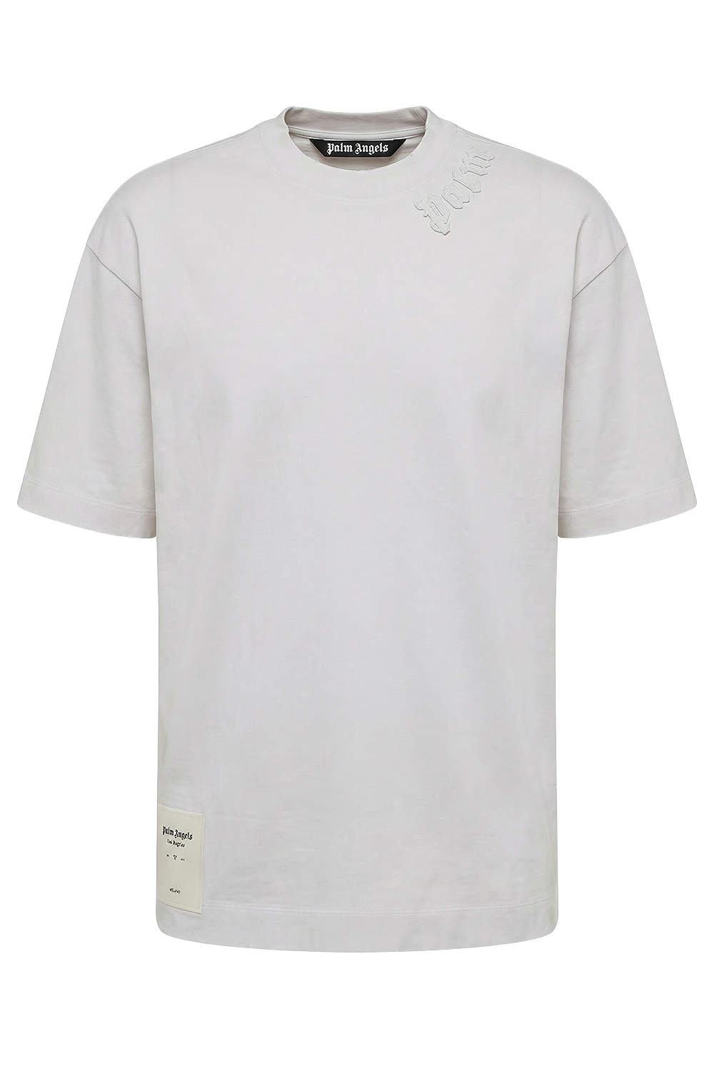 תמונה קידמית של חולצת טי אוברסייז