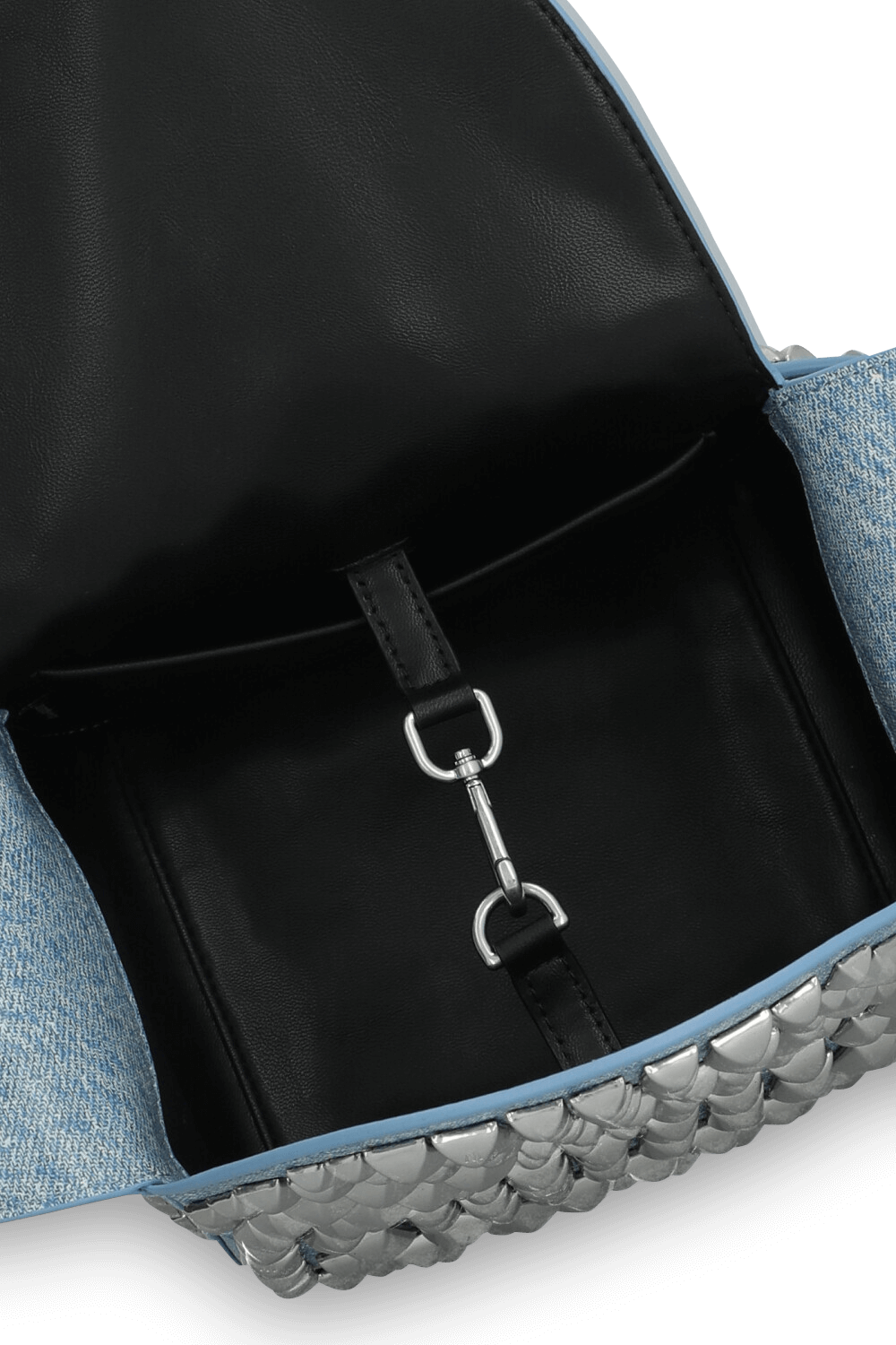 תמונת פנים של תיק ניטים