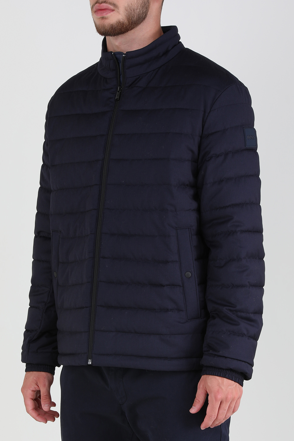 תמונת דוגמן קידמית של מעיל מרופד מצמר