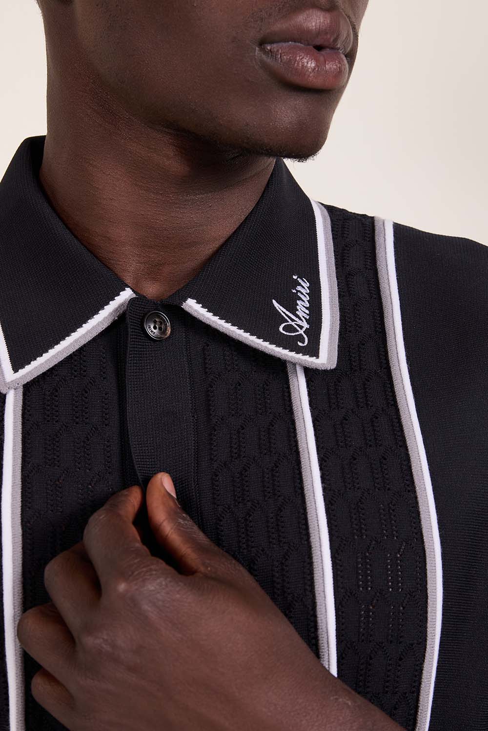 חולצת סריג כפתורים