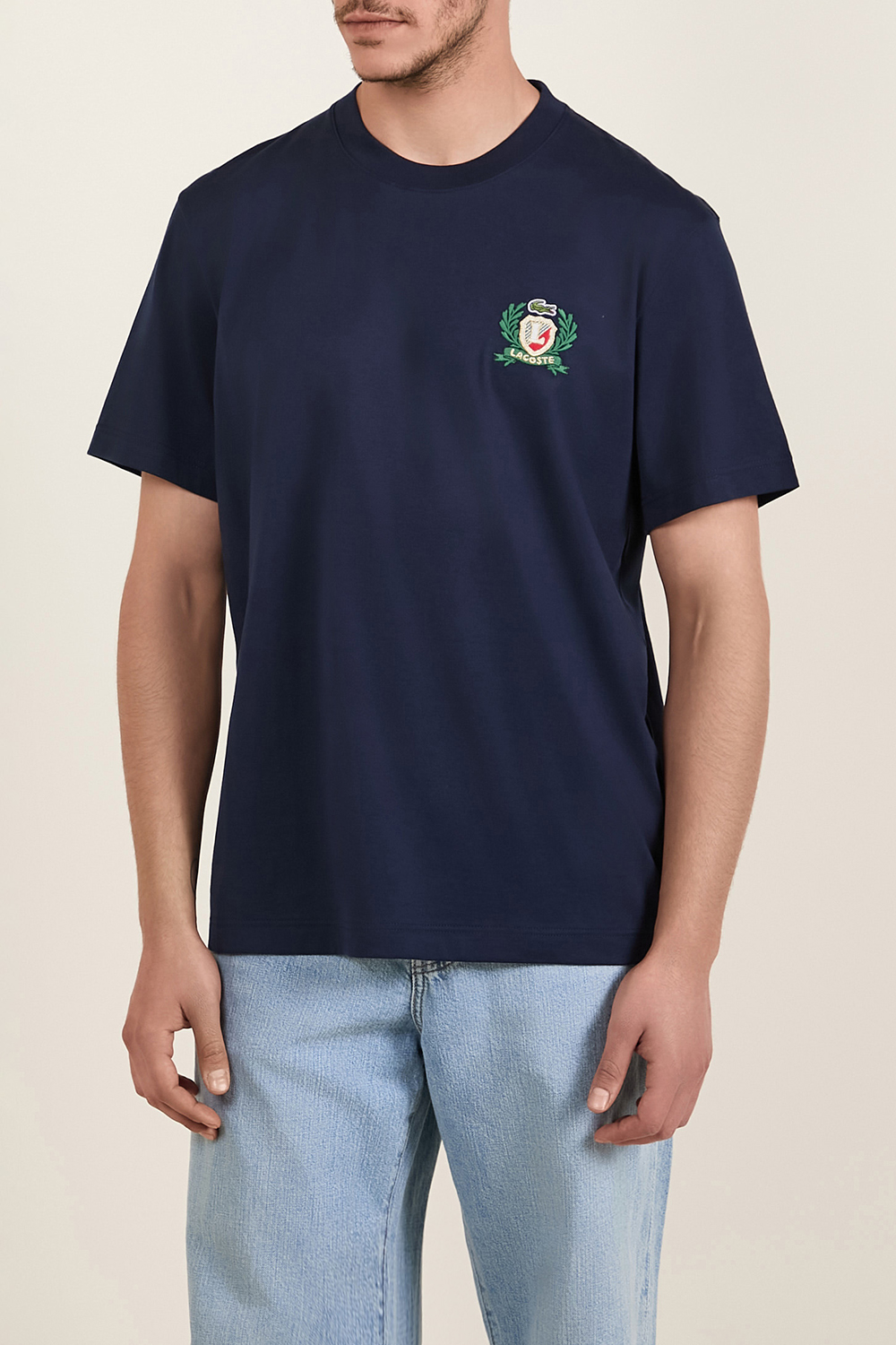 תמונת דוגמן קידמית של חולצת טי