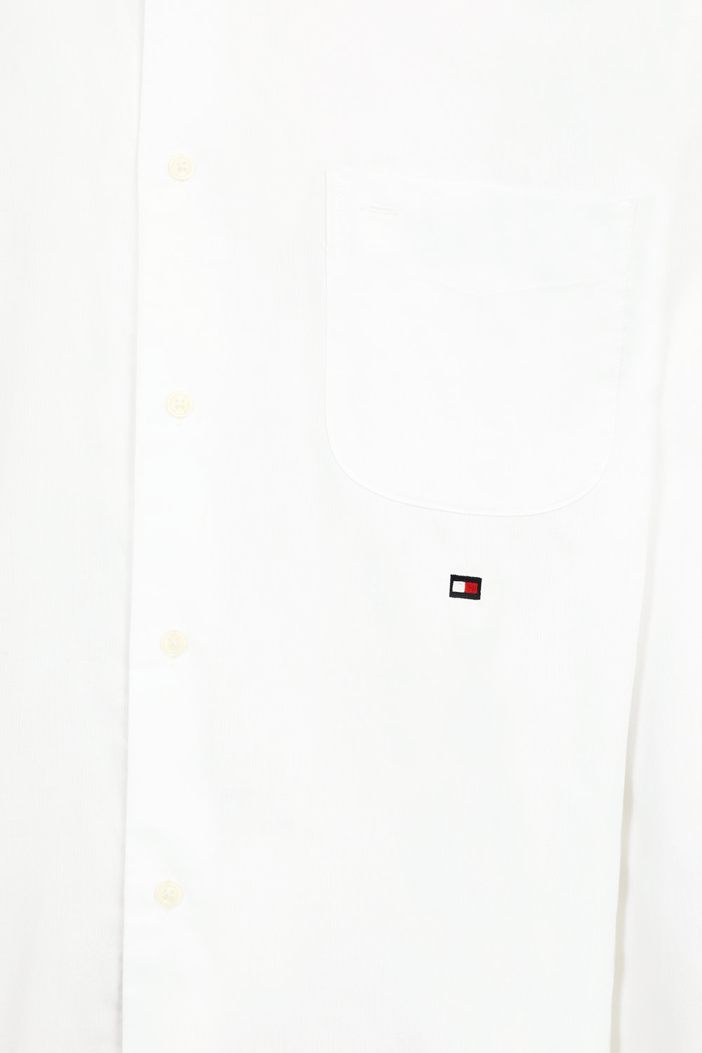 תמונה אחורית של טומי הילפיגר X שון מנדס חולצת אוקספורד מכופתרת