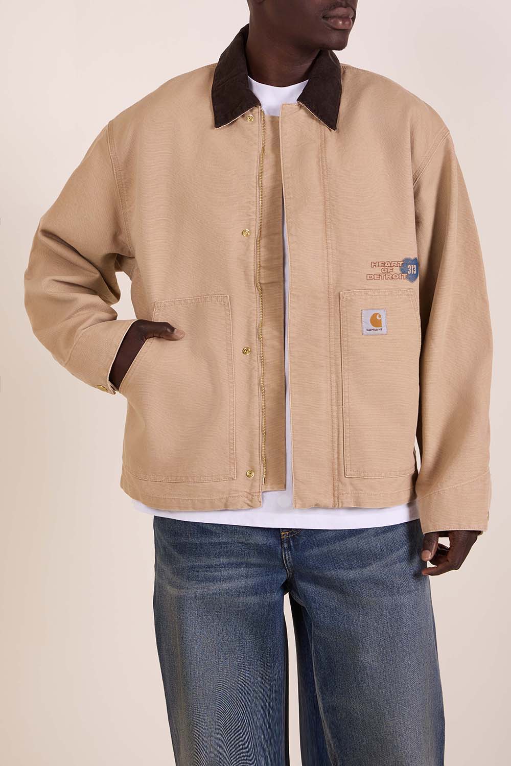 תמונת דוגמן קידמית של ז'קט בגזרה משוחררת