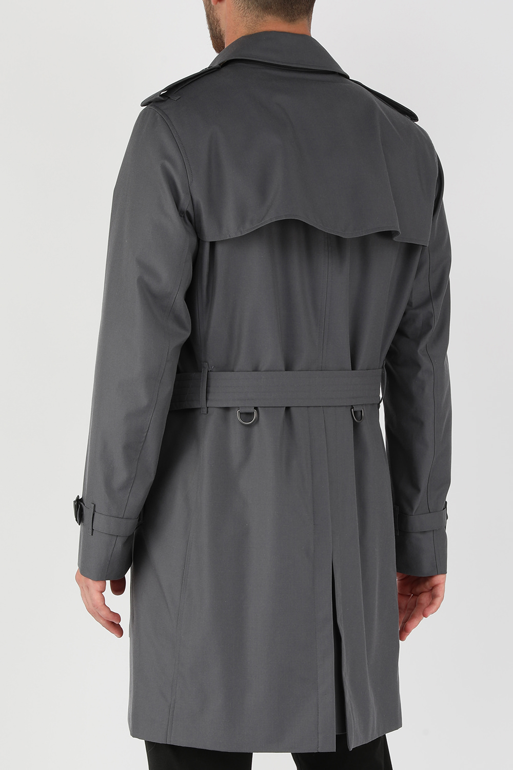 תמונת דוגמן אחורית של מעיל טרנץ' צ'לסי מכופתר