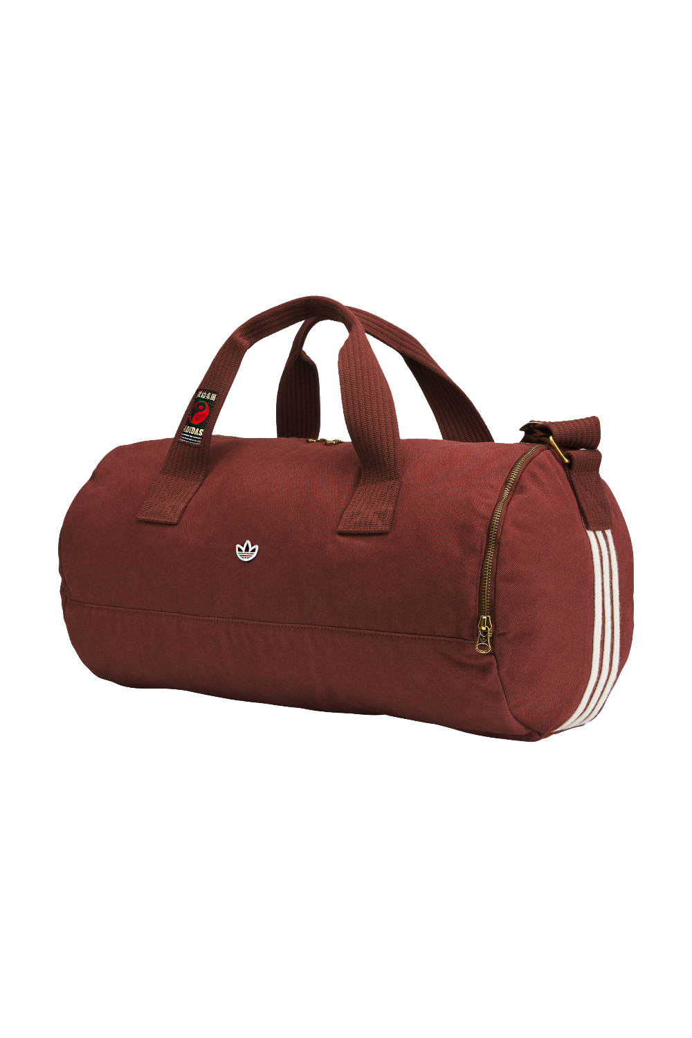 תמונת תקריב של תיק נשיאה ברל אדיסון צ'אן x אדידס