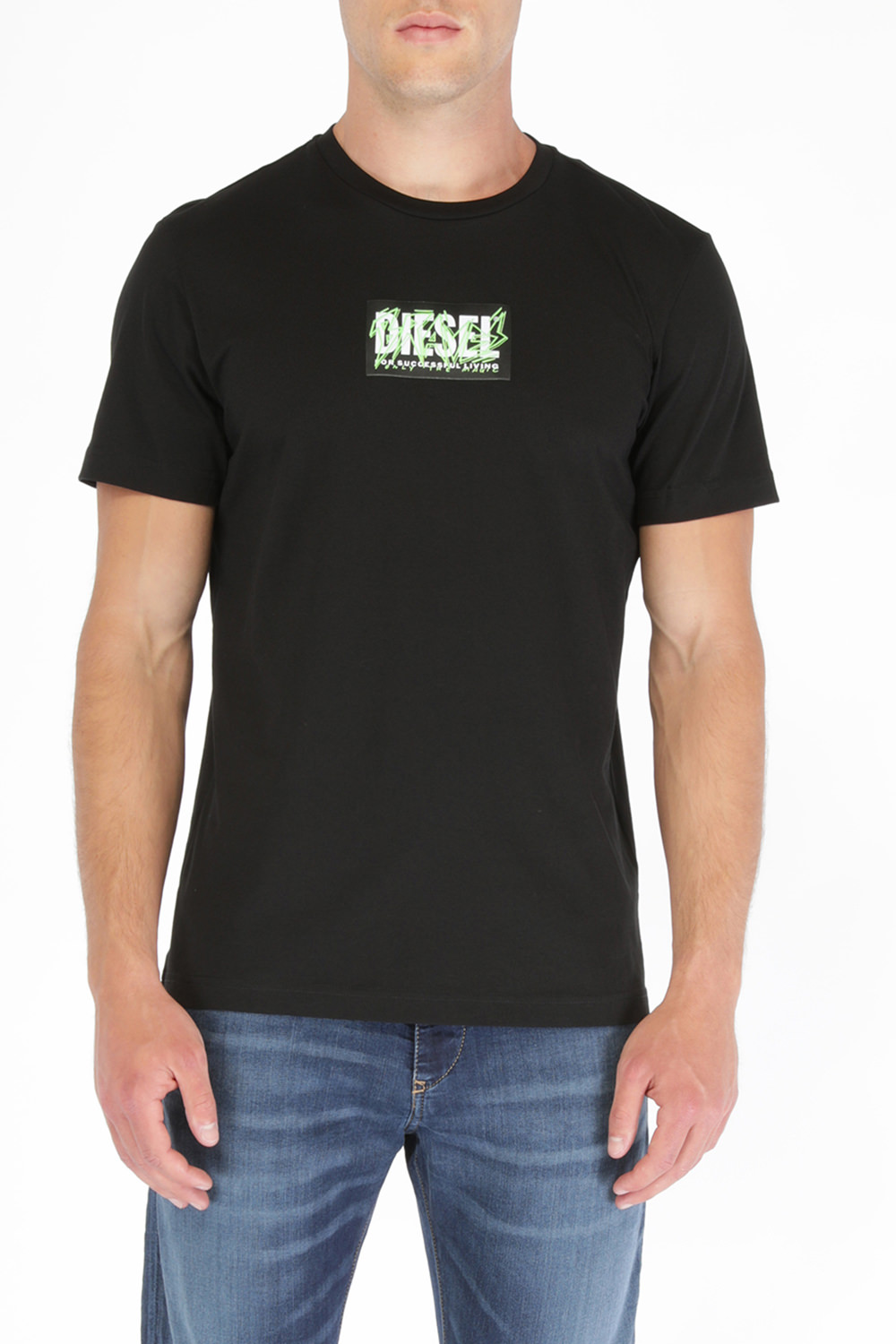 תמונת דוגמן קידמית של Brave Logo Tee in Black