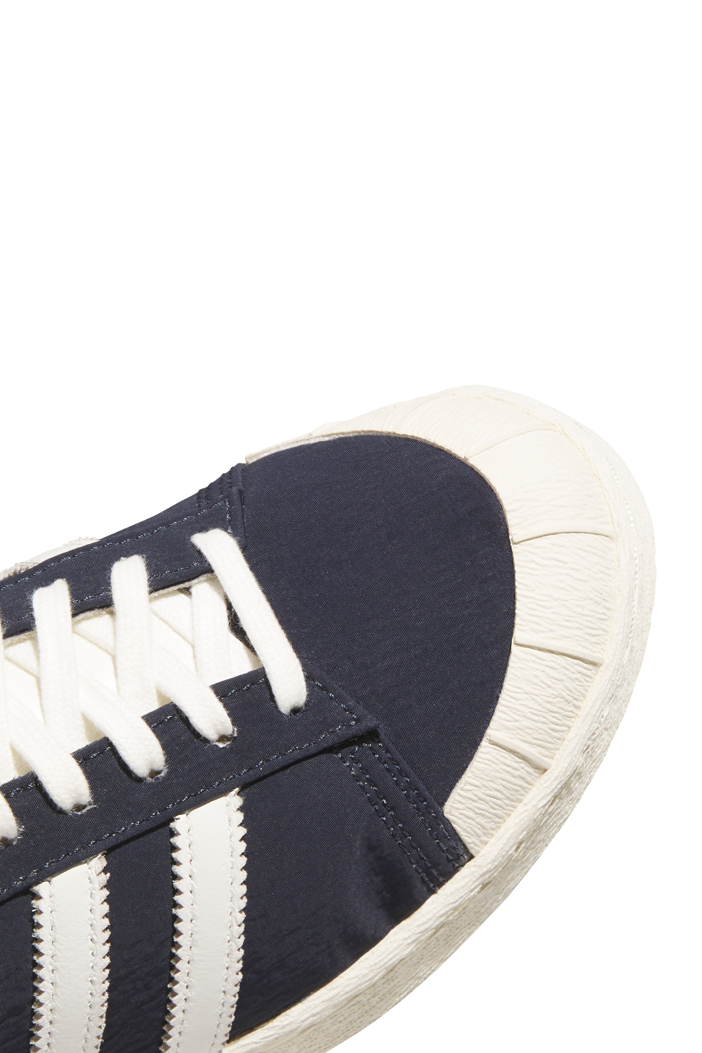 נעלי סניקרס ג׳אבר לואו אדידס X וילי צ'אווריה